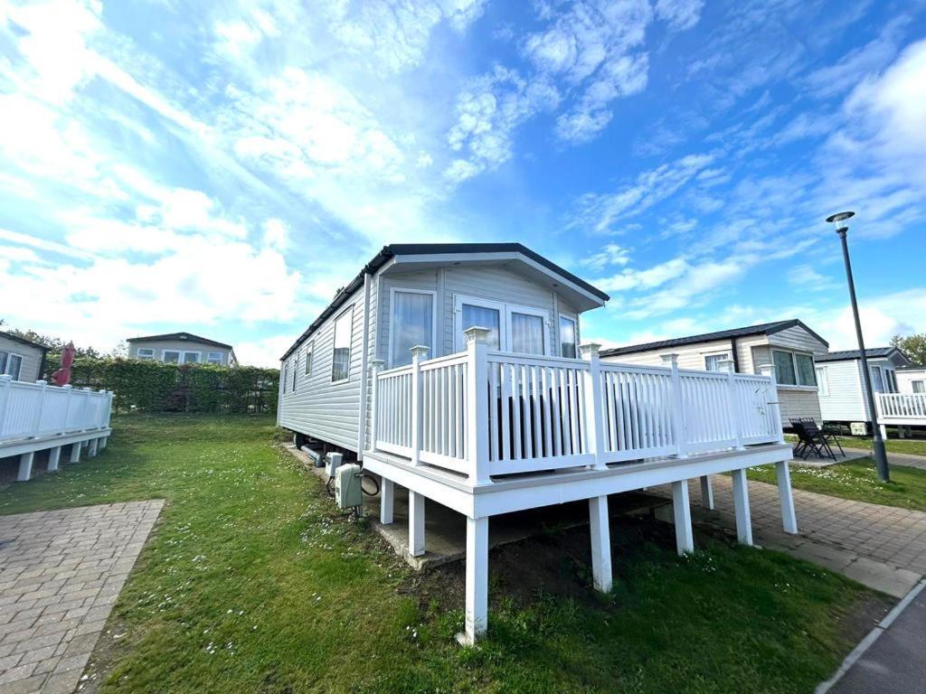 Отель Sunset Terrace Rockley Park Haven Lytchett Minster Экстерьер фото